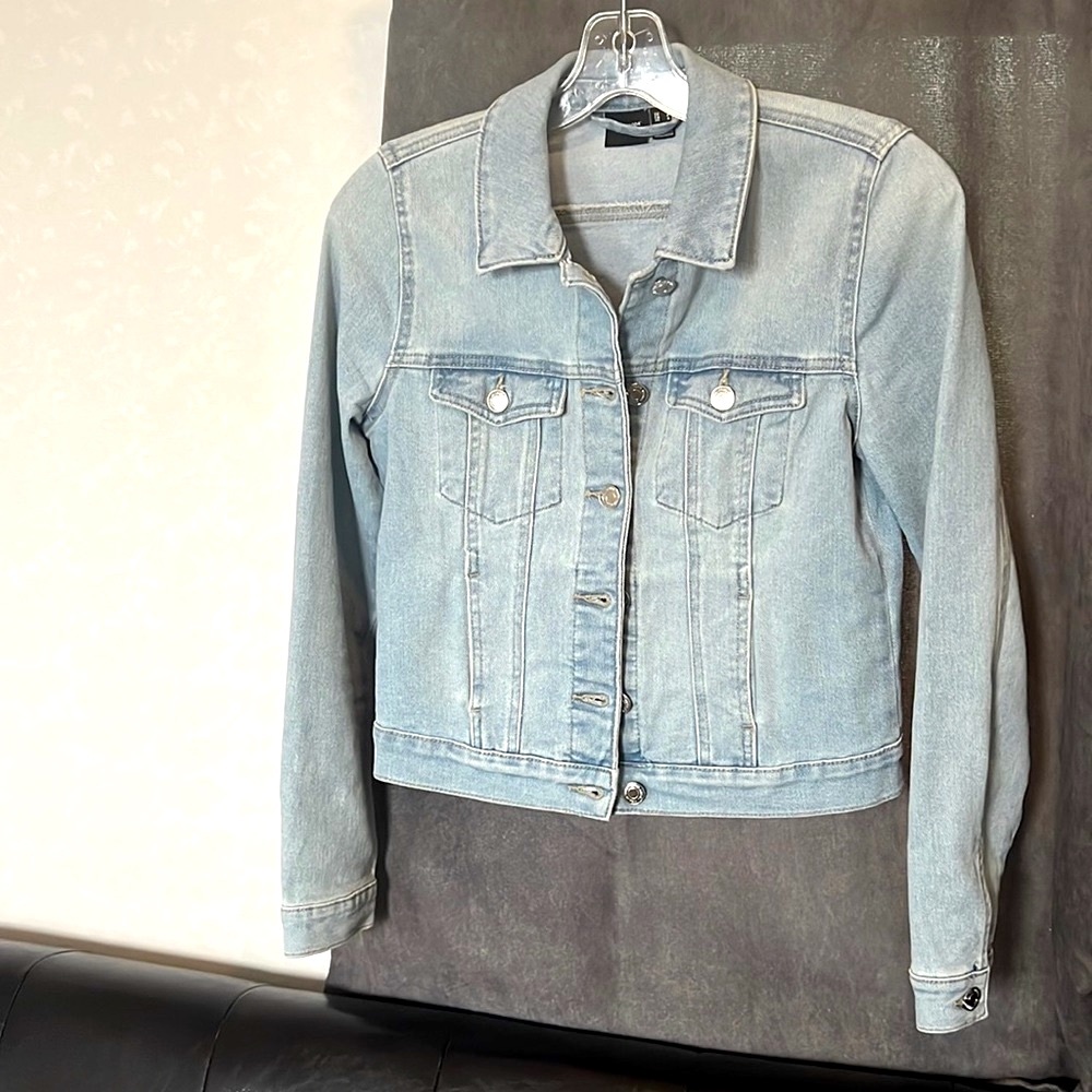 VERO MODA Light Blue Wash Denim Jacket, S